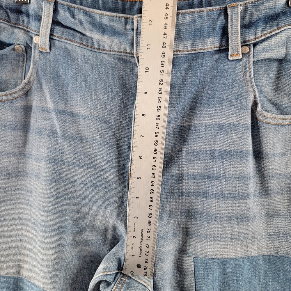 Talbots Everyday Relaxed Jeans Patch Leg Light Wash Womens 16 Boho Ankle - Picture 8 of 9